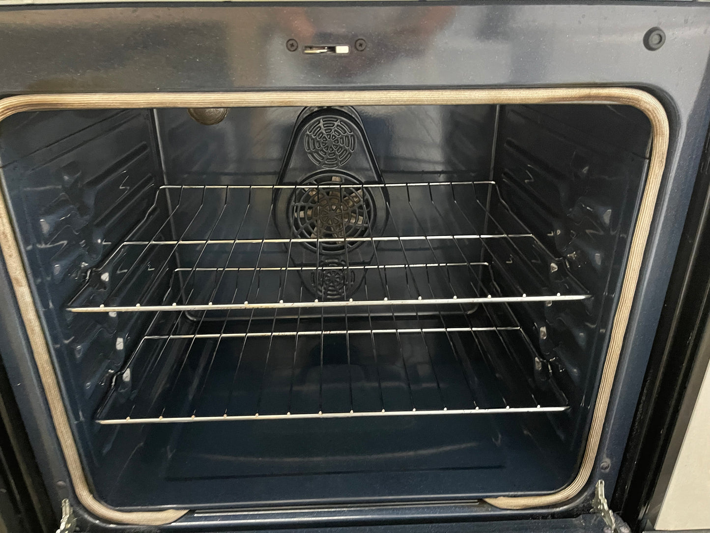 Samsung Electric Range in Stainless Steel