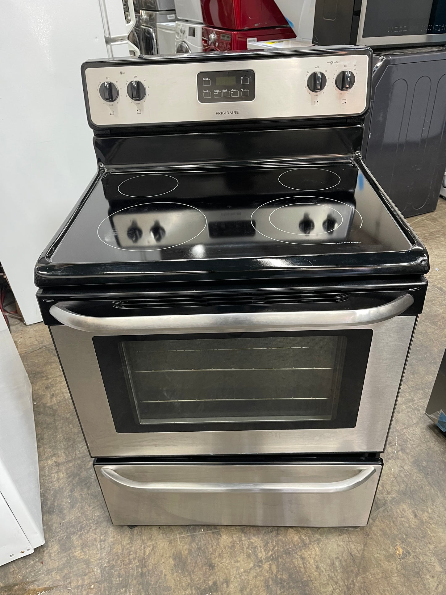 Frigidaire FFEF3012LS
30 Inch Freestanding Electric Range with 4 Radiant Elements, 4.8 cu. ft. Oven Capacity, Manual Clean and Store-More Storage Drawer: Stainless Steel