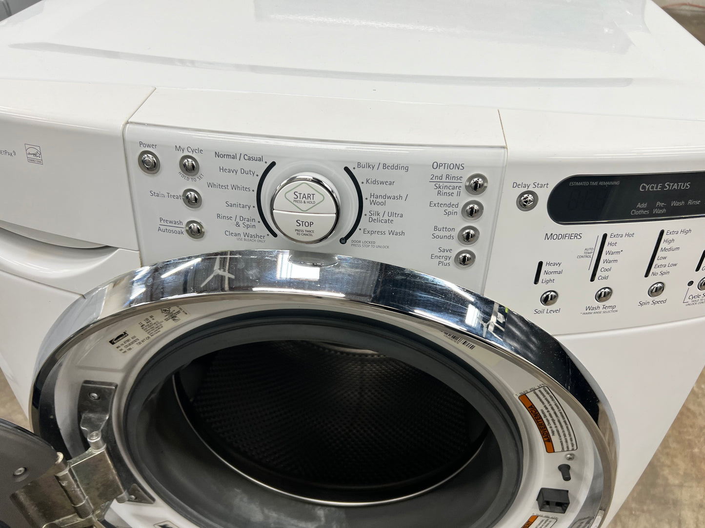 Kenmore Front Load Washing Machine with 4.5 cu. ft. Capacity in White