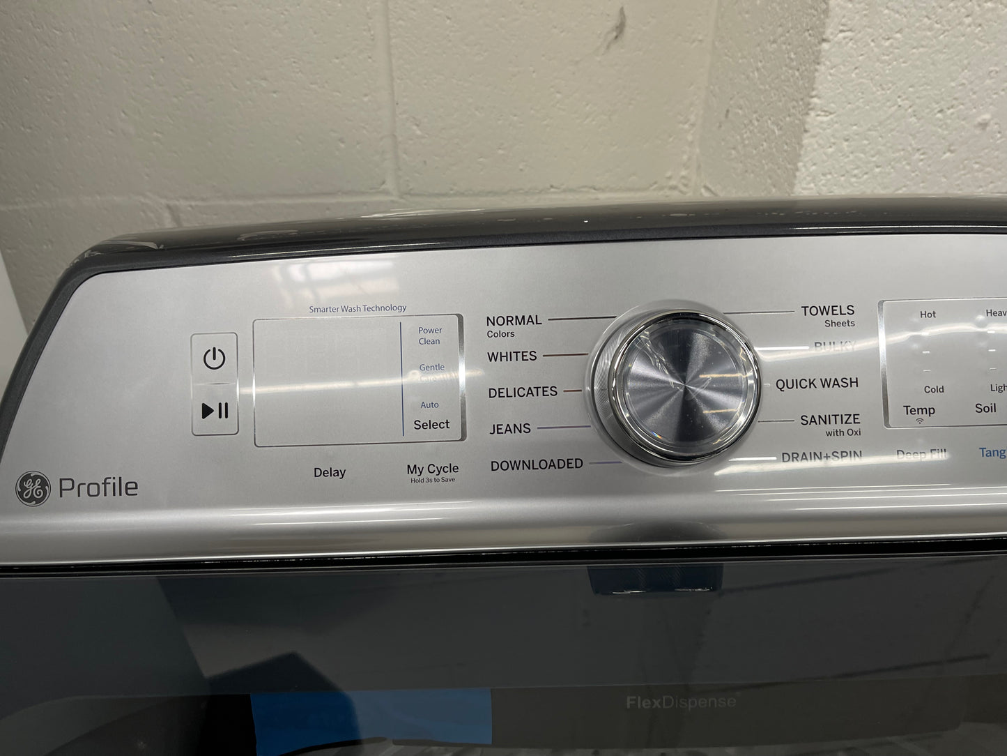 Profile 5.0 cu. ft. High-Efficiency Smart Top Load Washer in Diamond Gray with Impeller and Built-In Wi-Fi, Energy Star