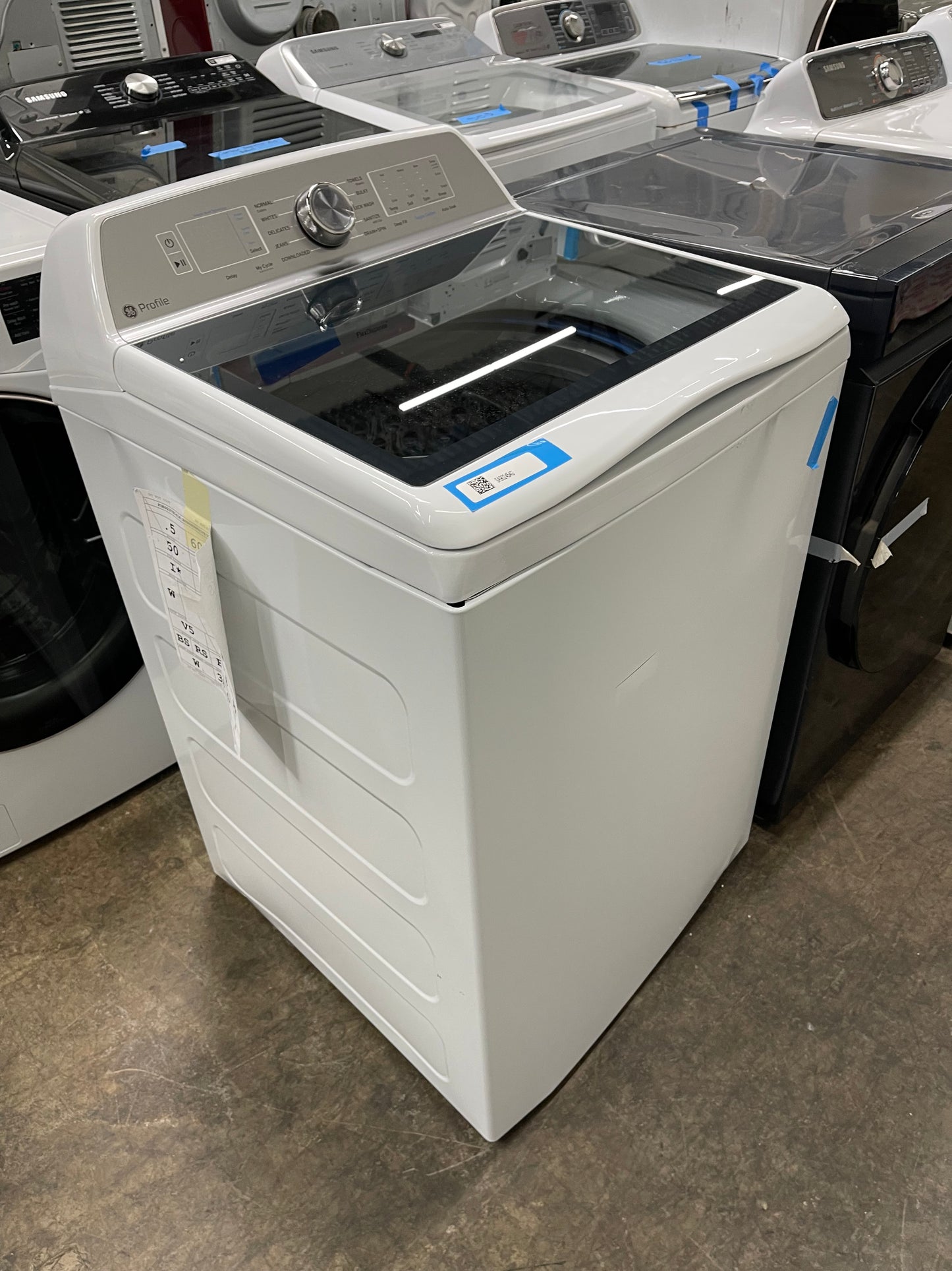 GE Profile ENERGY STAR 5.0 cu. ft. Capacity Washer with Smarter Wash Technology and FlexDispense™
Model #:PTW600BSRWS