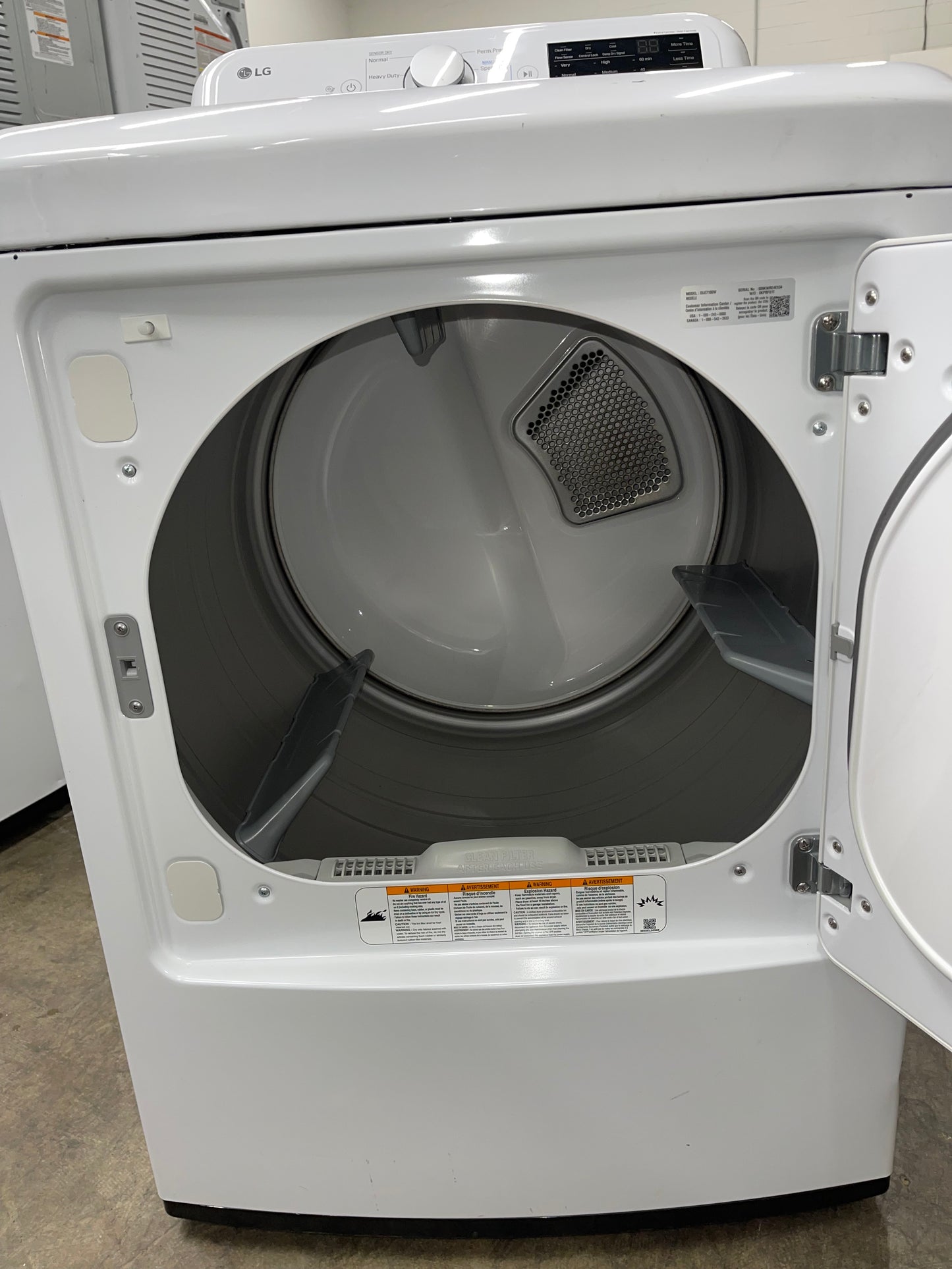 DLE7100W
LG 7.3 cu. ft. Electric Dryer with Sensor Dry Technology