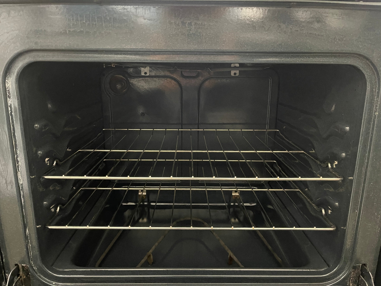 Frigidaire FFEF3012LS
30 Inch Freestanding Electric Range with 4 Radiant Elements, 4.8 cu. ft. Oven Capacity, Manual Clean and Store-More Storage Drawer: Stainless Steel