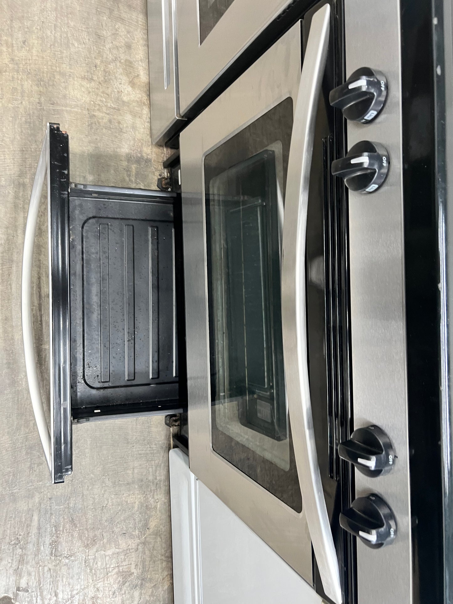 Kenmore 30-in 4 Burners 5-cu. ft. Gas Range in Stainless Steel-Model #790.74033310
