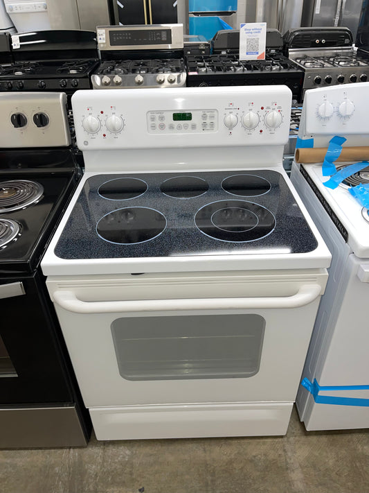 GE 30" Free-Standing Electric Range
Model #:JBP80W0H2WW