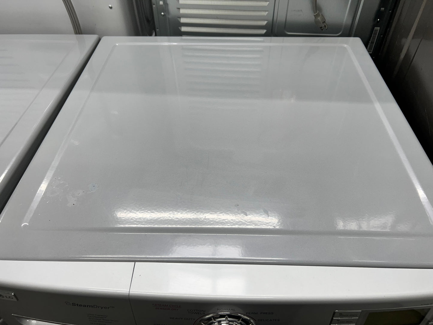 LG Front-Load 4.5-cu ft Washer and 7.4-cu ft Electric Dryer Set in Pure Silver