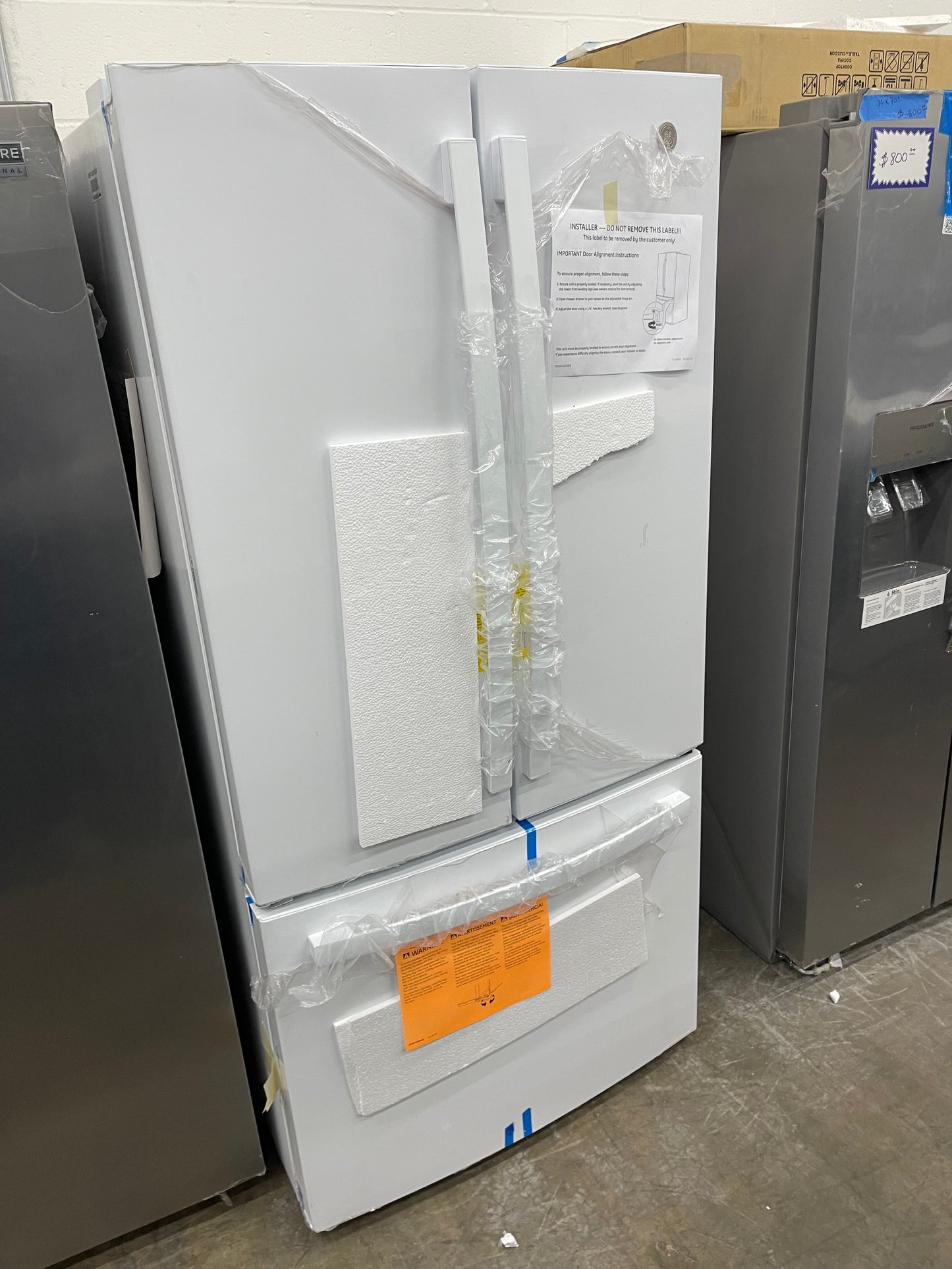 GE GNE25JGKWW
33 Inch French Door Refrigerator with 24.7 Cu. Ft. Capacity, Quick Space Shelf, Turbo Cool, LED Lighting, Icemaker, Enhanced Shabbos Mode Capable, Internal Water Dispenser, Water Filtration, and ENERGY STAR Qualified: White