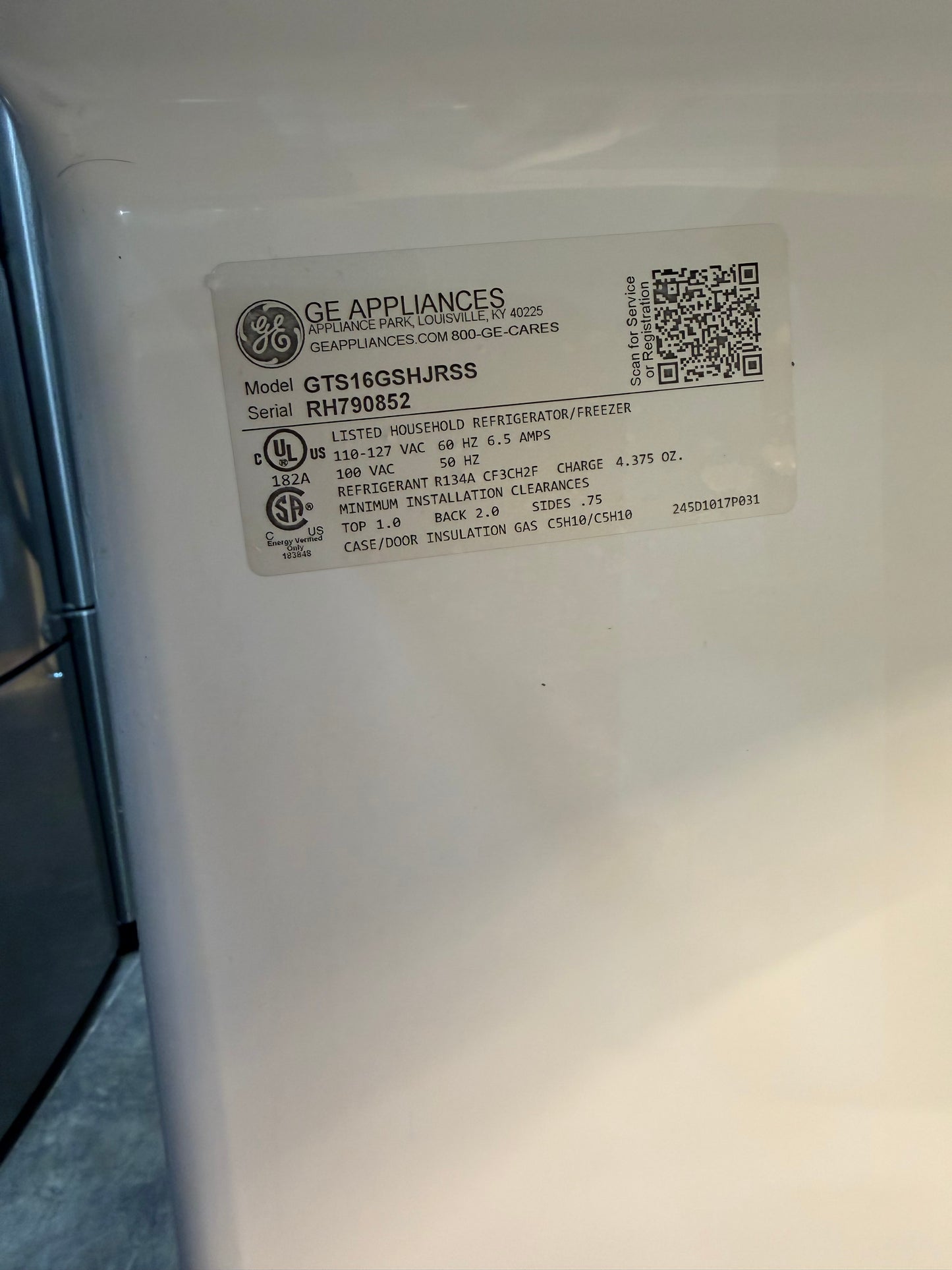 GE 15.6 Cu. Ft. Top Freezer Refrigerator – Stainless Steel
Model: GTS16GSHJRSS