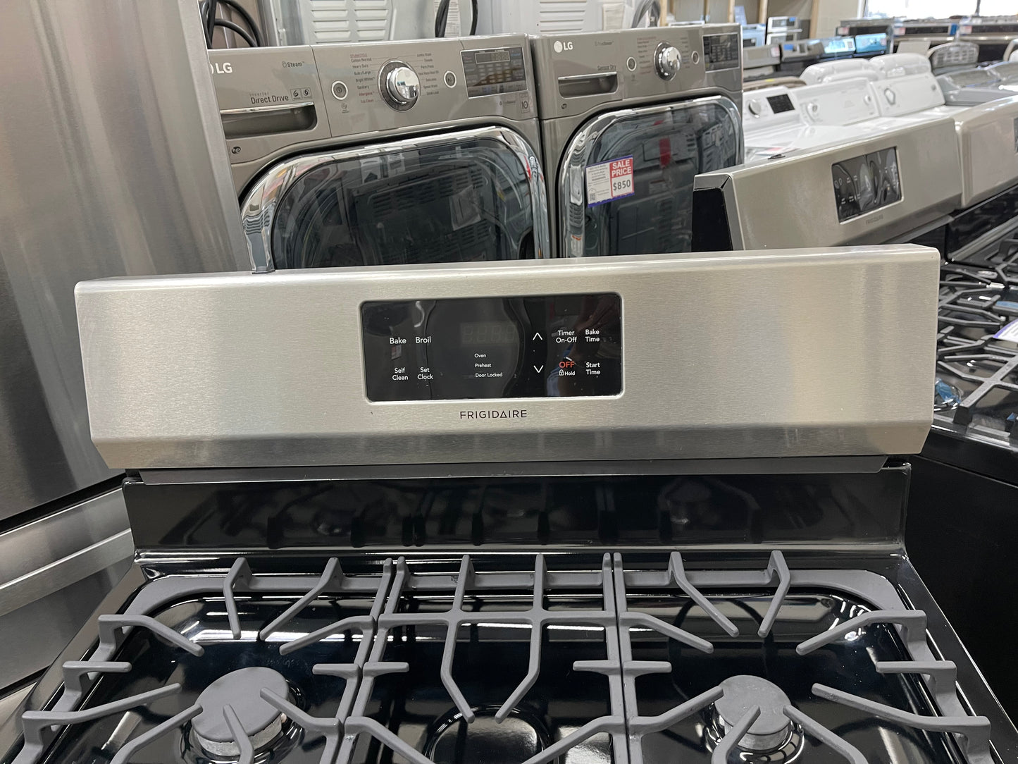 Frigidaire 30-in 5 Burners 5-cu ft Self Cleaning Gas Range in Stainless Steel-Model #FFGF3054TS