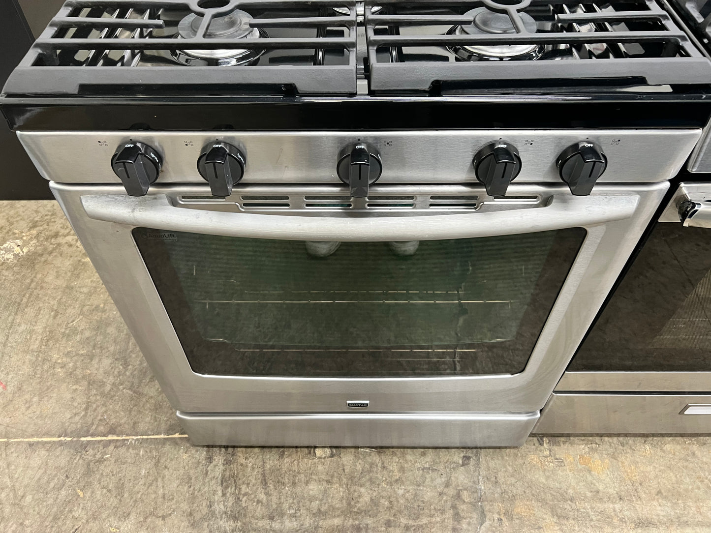 Maytag 30-in 5 Burners 5.8-cu ft Self-cleaning Freestanding Gas Range in Stainless Steel-Model #MGR8674AS