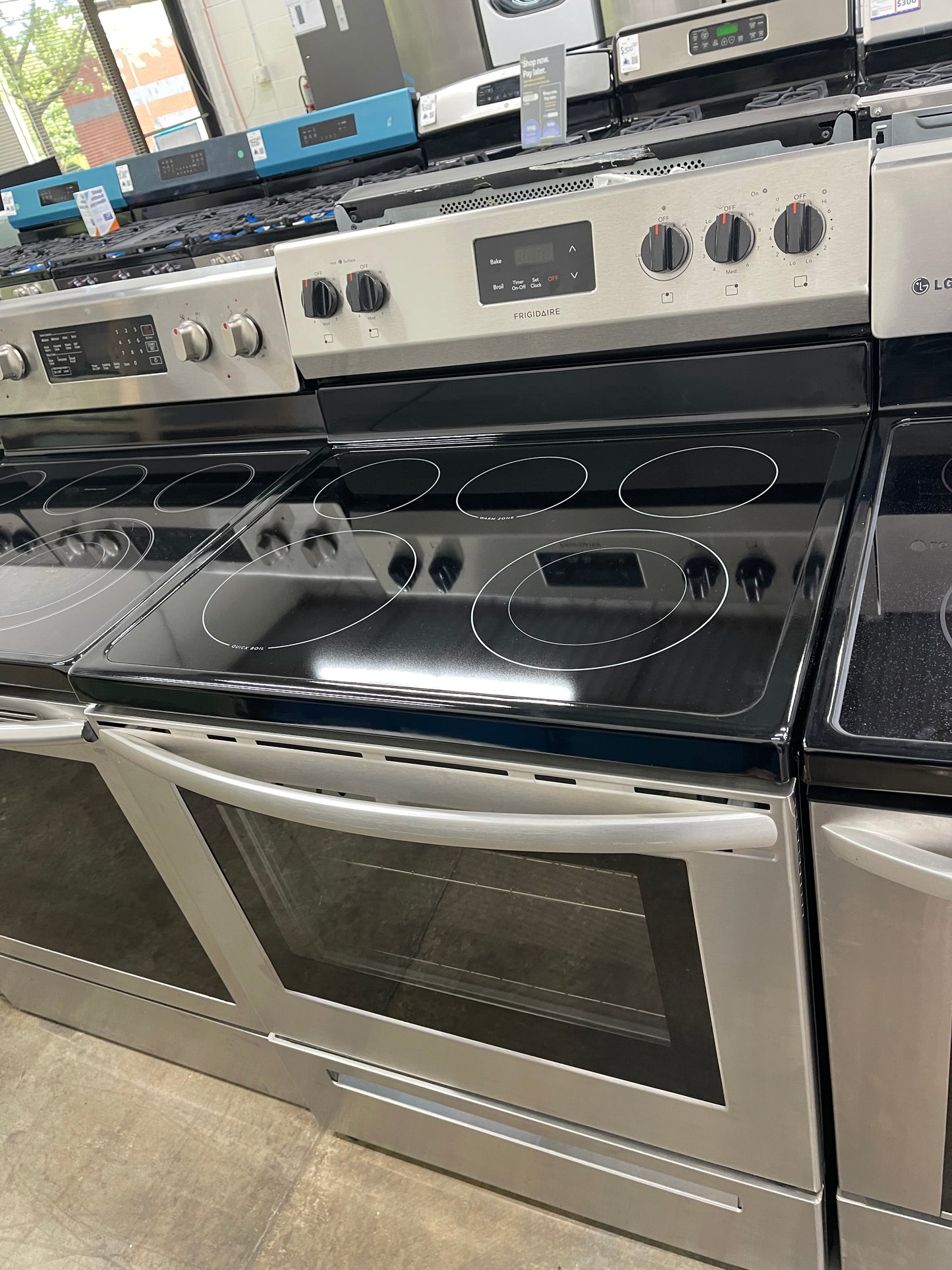 Frigidaire 30 in. 5 Burner Element Freestanding Electric Range in Stainless Steel-FCRE3052AS