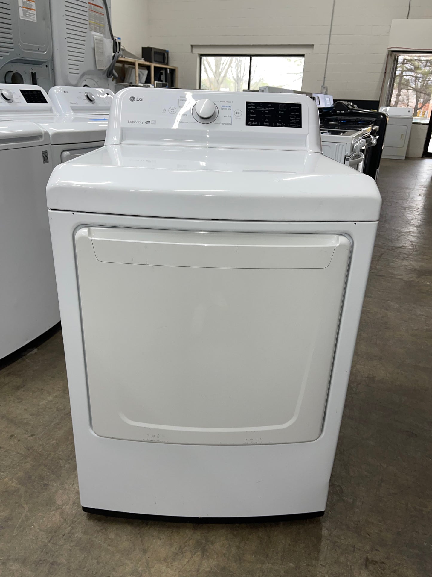 DLE7100W
LG 7.3 cu. ft. Electric Dryer with Sensor Dry Technology