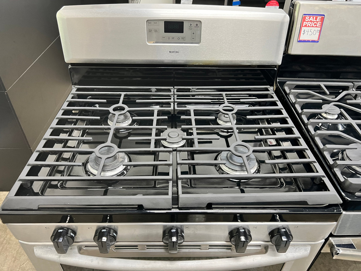 Maytag 30-in 5 Burners 5.8-cu ft Self-cleaning Freestanding Gas Range in Stainless Steel-Model #MGR8674AS
