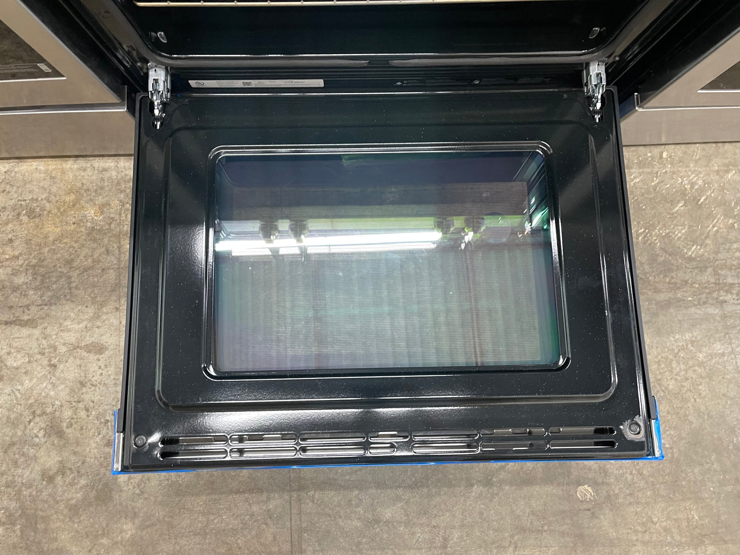 Frigidaire 30" Electric Range with Air Fry: Stainless Steel-Model #
FCRE3083AS