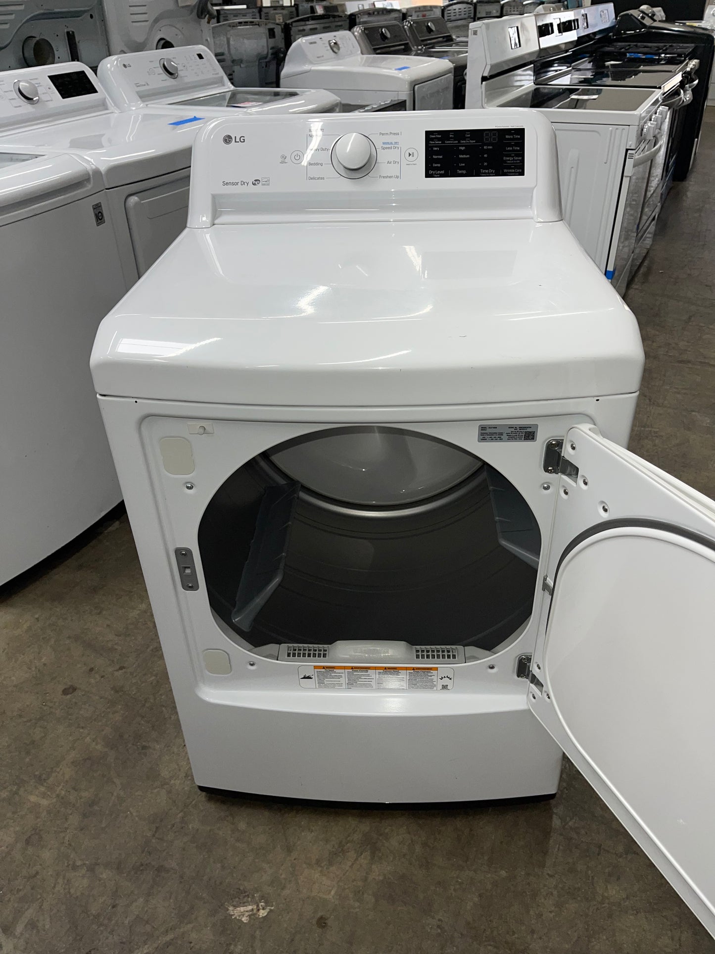 DLE7100W
LG 7.3 cu. ft. Electric Dryer with Sensor Dry Technology