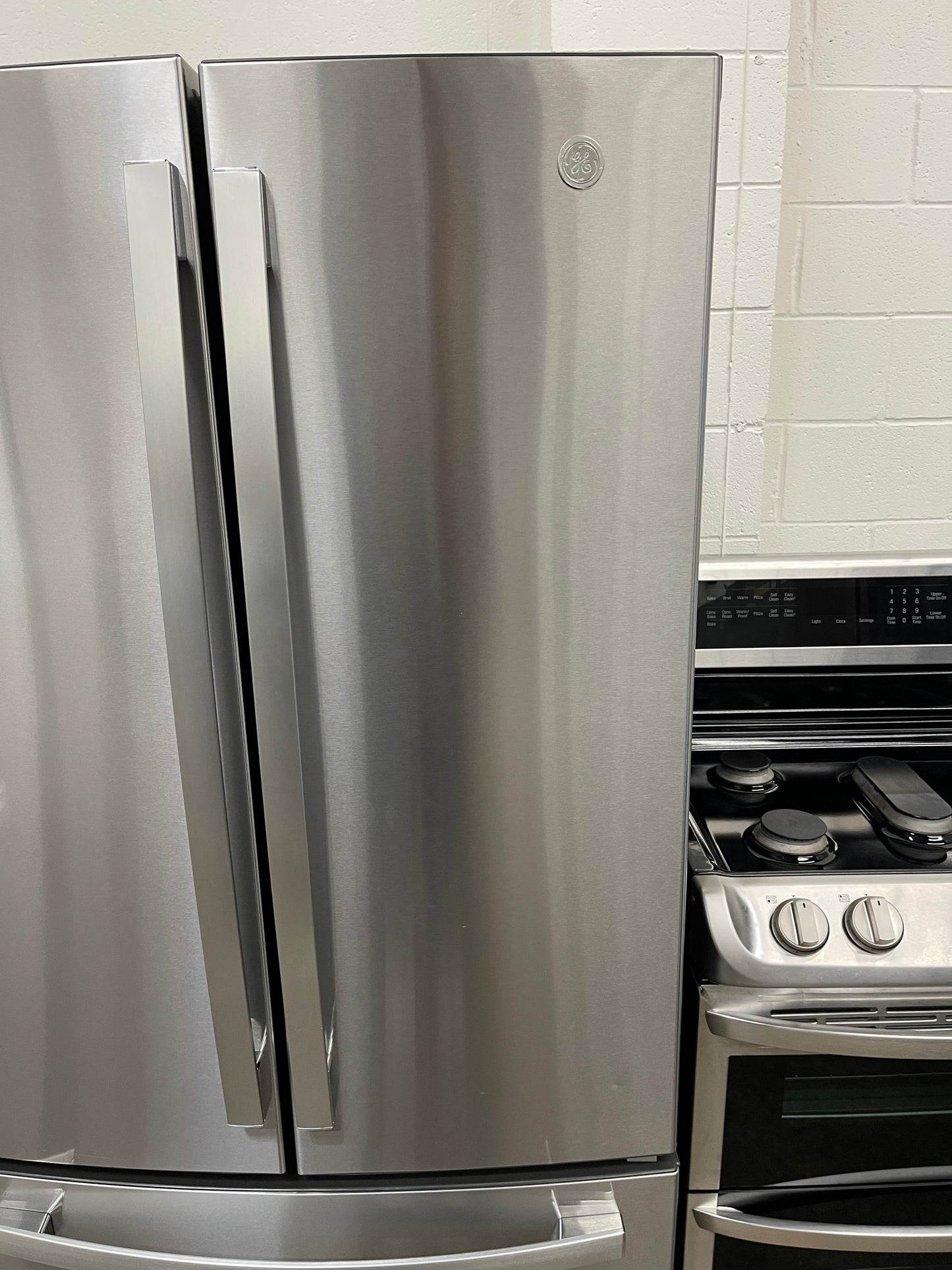 GE ENERGY STAR 24.7 Cu. Ft. French-Door Refrigerator
GNE25JYKGFFS