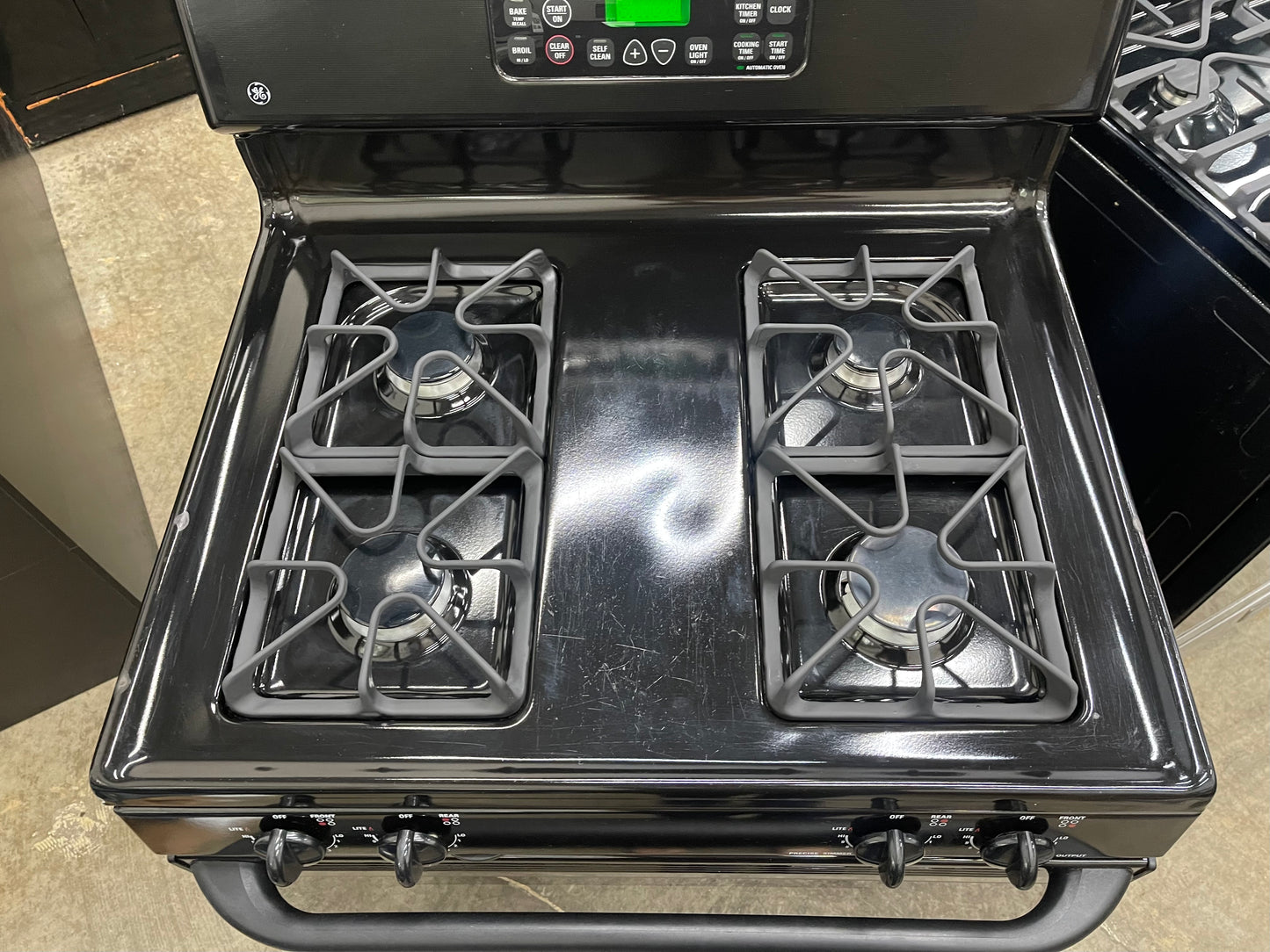 GE 30" Free-Standing Gas Range