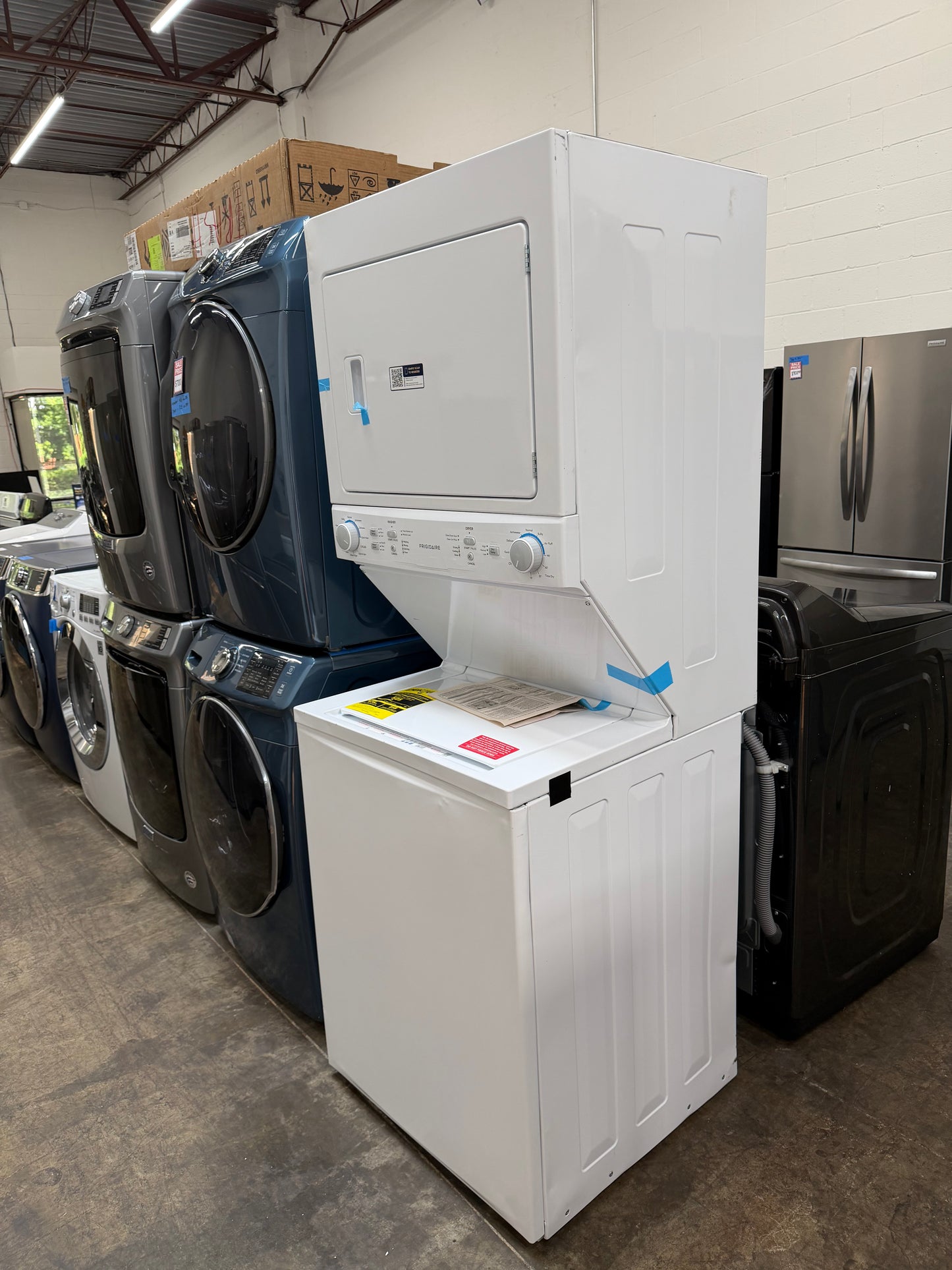 Frigidaire FLCE7522AW
27 Inch Electric Laundry Center with 3.9 Cu. Ft. Washer Capacity, 10 Wash Cycles, 5.6 cu. ft. Dryer Capacity, 6 Dry Cycles, MaxFill Option, 4 Timed Dryer Cycles, and End-of-Cycle Signal