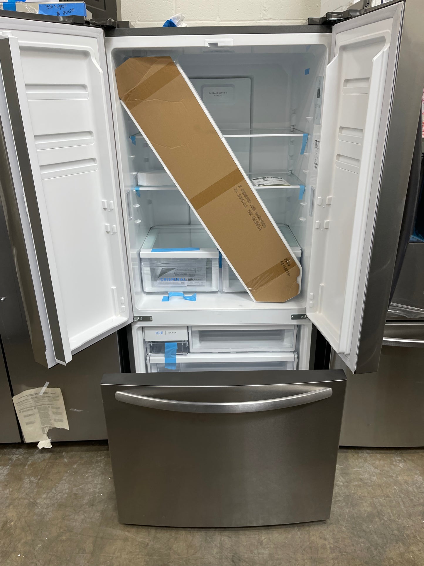 Frigidaire 17.6 Cu. Ft. Counter-Depth French Door Refrigerator
FRFG1723AV