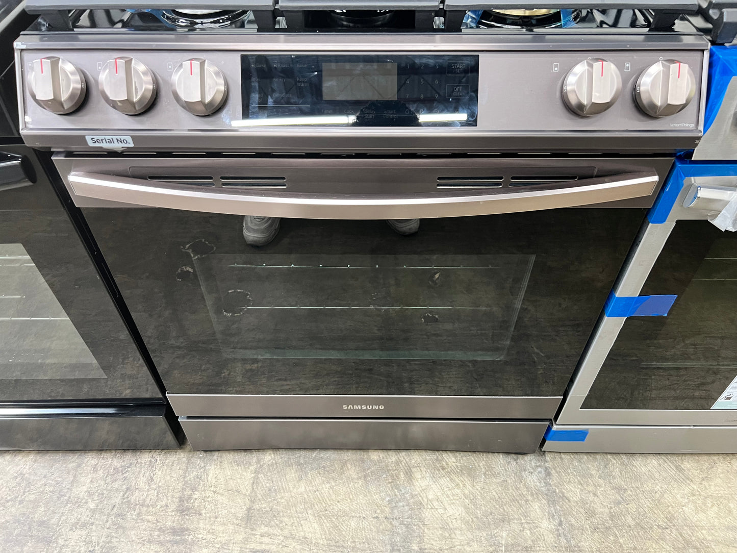 Samsung 30-in 5 Burners 6-cu ft Self-cleaning Air Fry Convection Oven Slide-in Smart Gas Range in Tuscan Stainless Steel-Model #NX60T8511ST