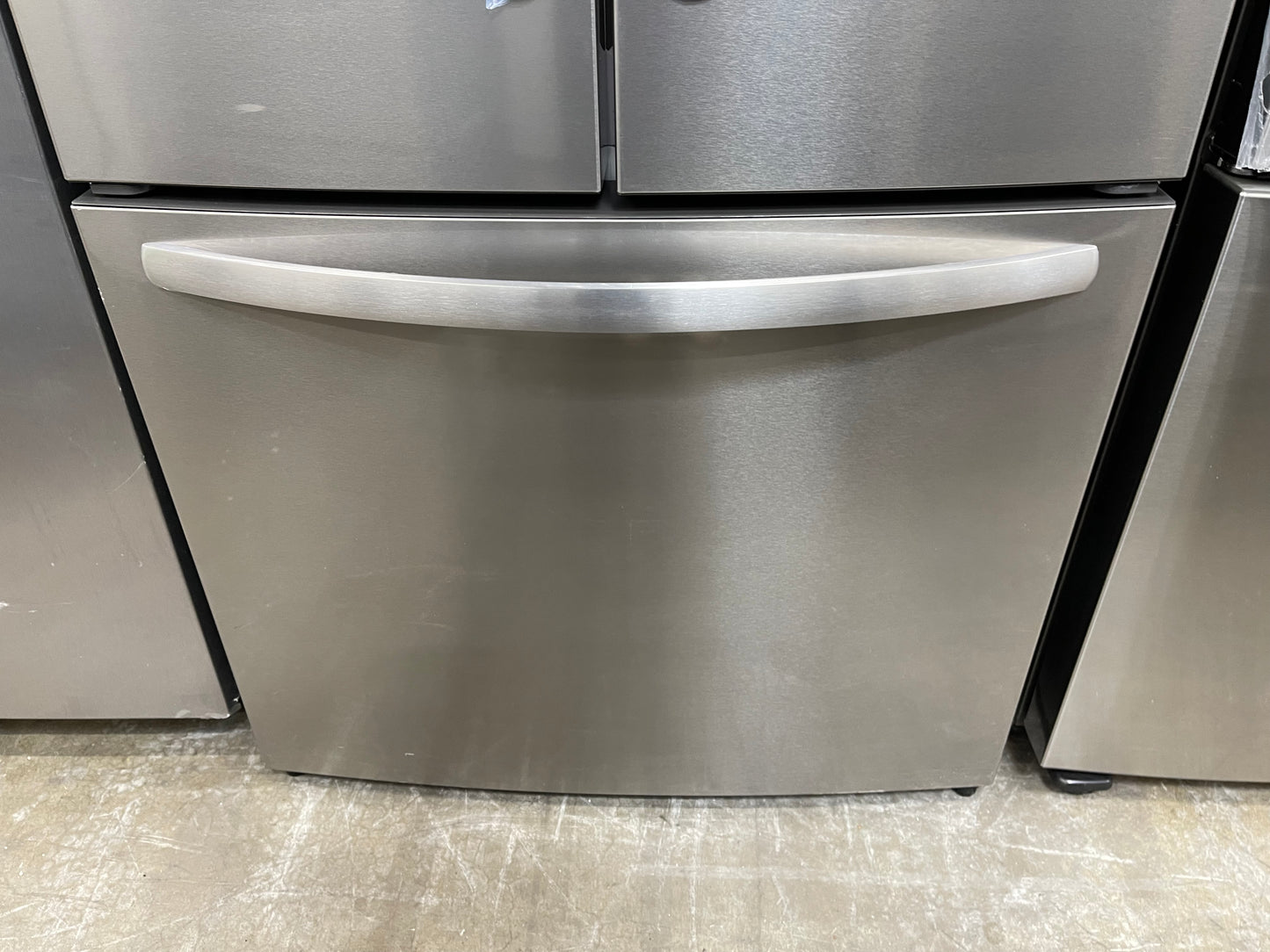 Frigidaire 17.6 Cu. Ft. Counter-Depth French Door Refrigerator
FRFG1723AV