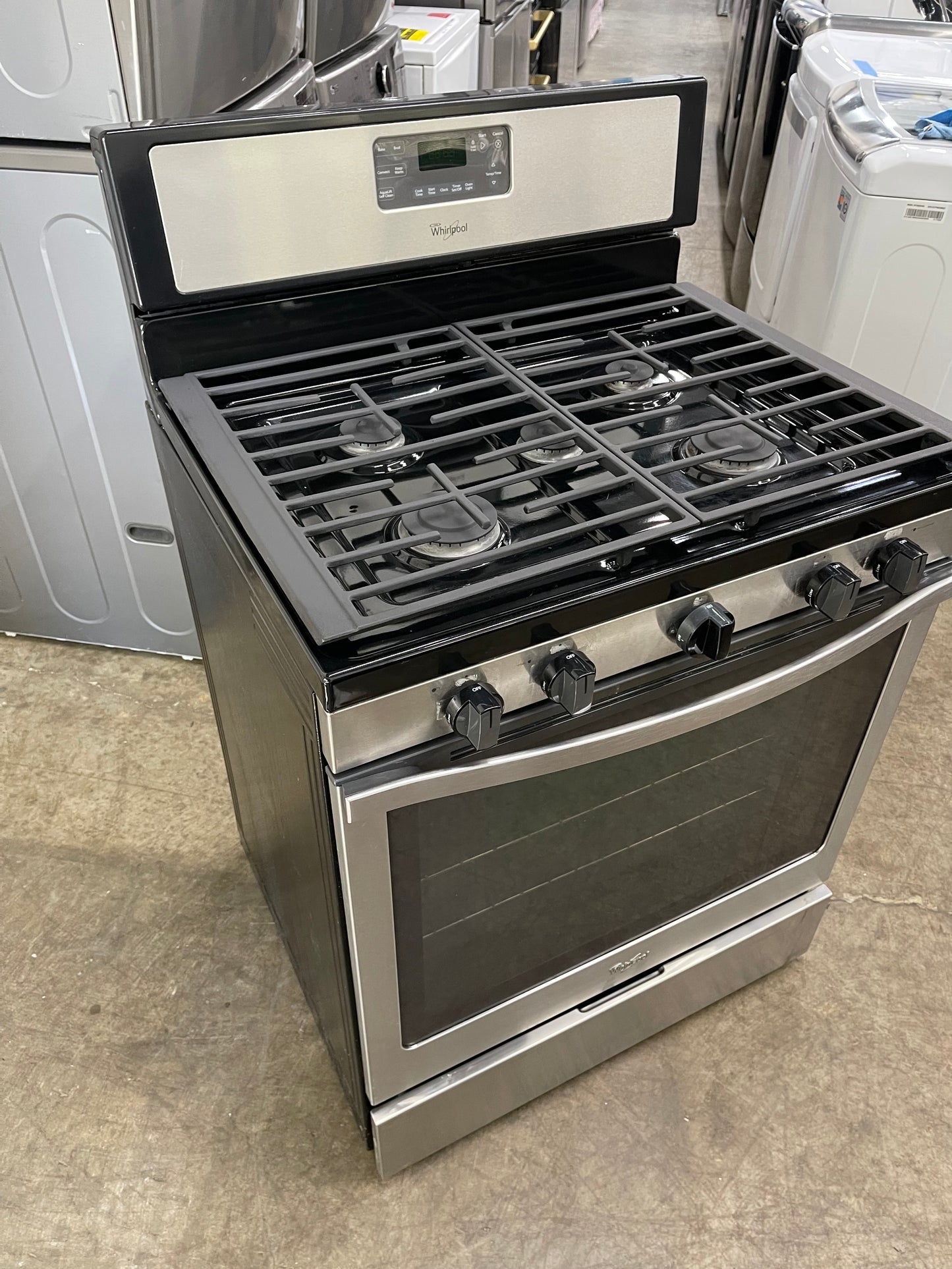 Whirlpool WFG540H0AS
30 Inch Freestanding Gas Range with 4 Sealed Burners, 5.8 cu. ft. AquaLift Self-Cleaning Oven, Power Burner, TimeSavor Convection Cooking System and Lower Storage Drawer: Stainless Steel