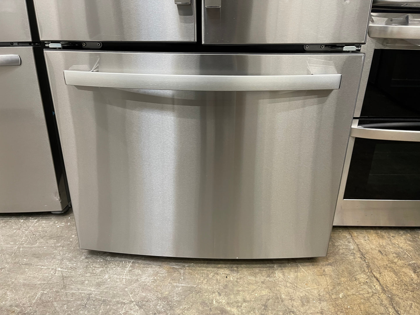 GE ENERGY STAR 24.7 Cu. Ft. French-Door Refrigerator
GNE25JYKGFFS