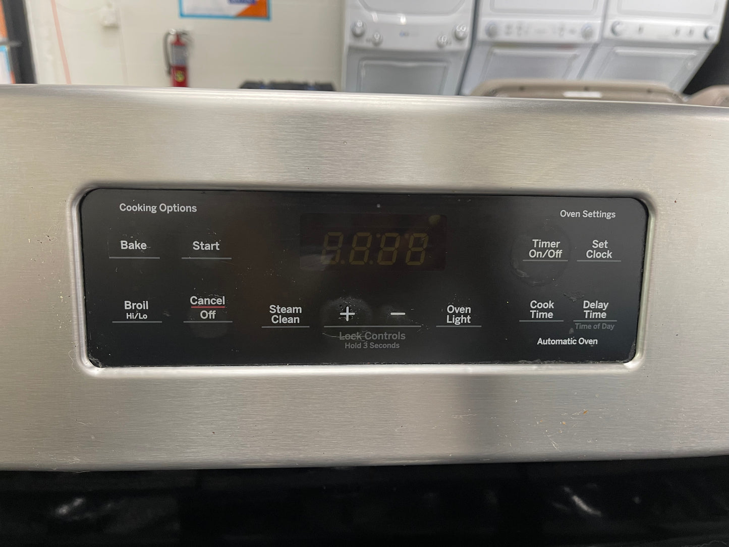 GE 30 in. 5.0 cu. ft. Freestanding Gas Range in Stainless Steel - Model: JGBS66REK3SS