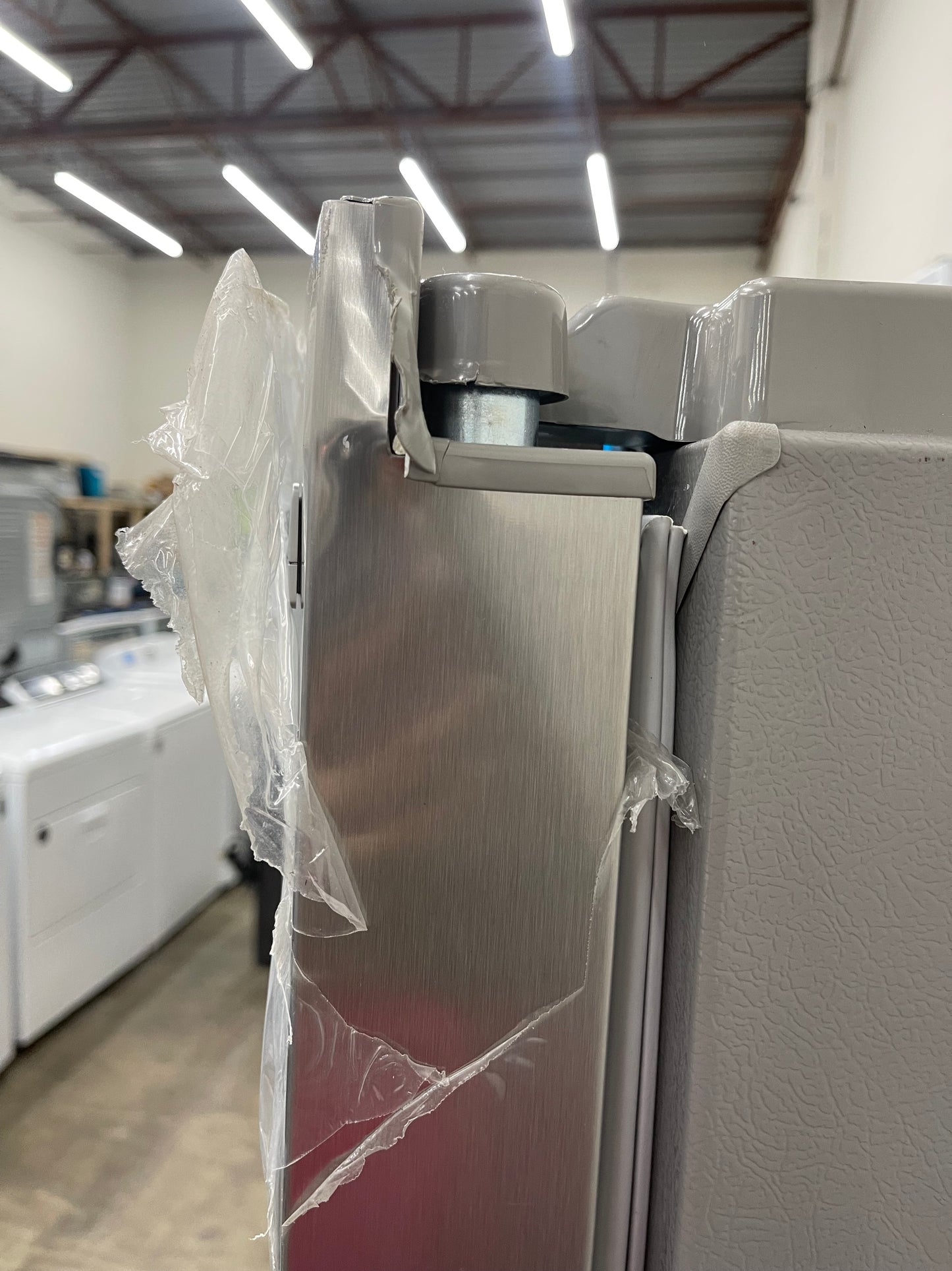 Frigidaire Gallery 22 Cu. Ft. 33" Standard-Depth Side-by-Side Refrigerator
GRSS2352AF