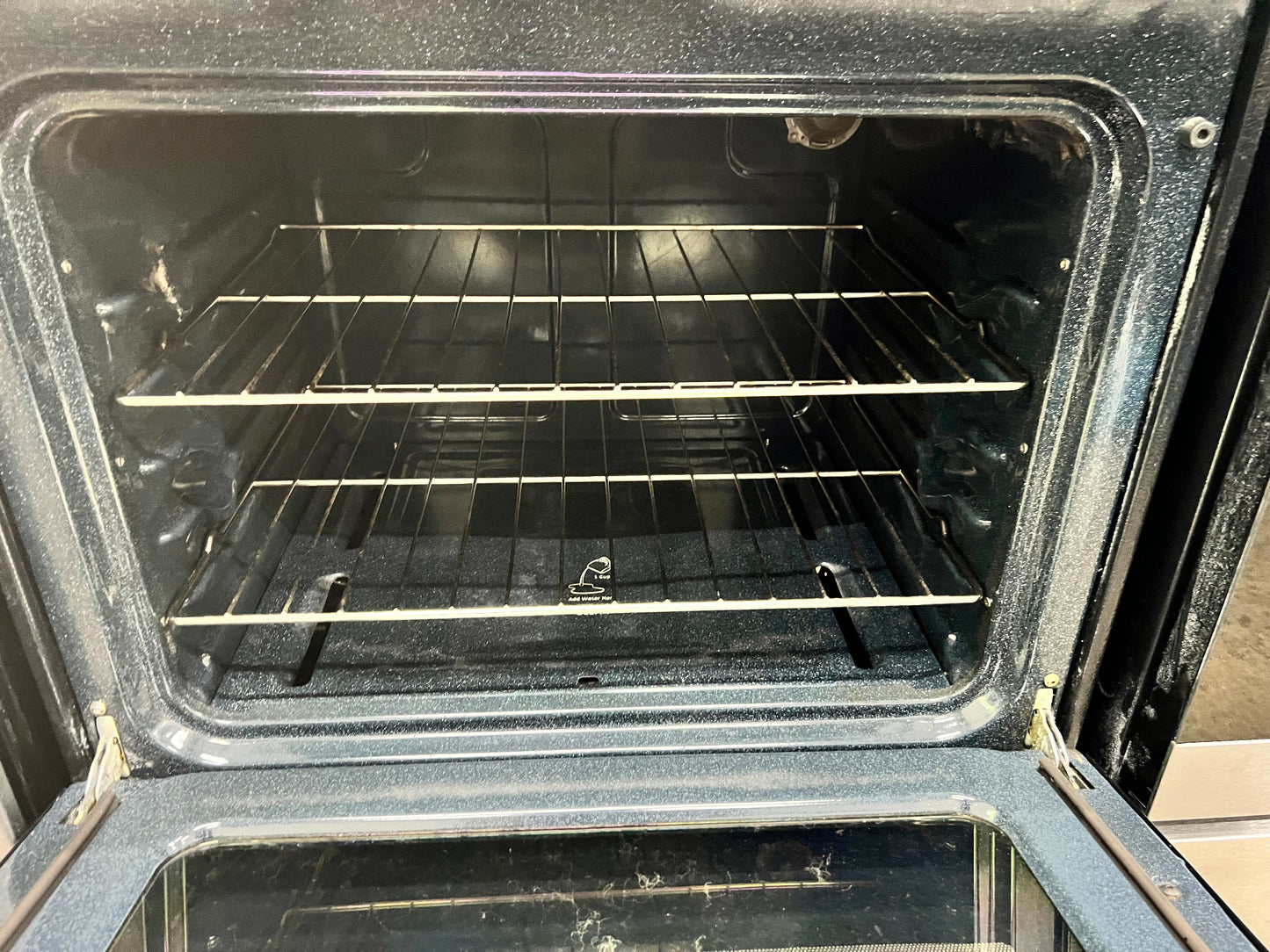 GE 30 in. 5.0-cu. ft. Freestanding Gas Range in Stainless Steel-Model #JGBS66REK3SS
