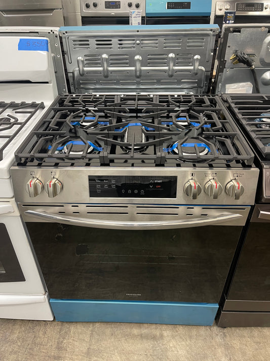 Frigidaire 5 Burners 5.1-cu ft Convection Oven Slide-In Gas Range in Stainless Steel-Model #FCFG3083AS