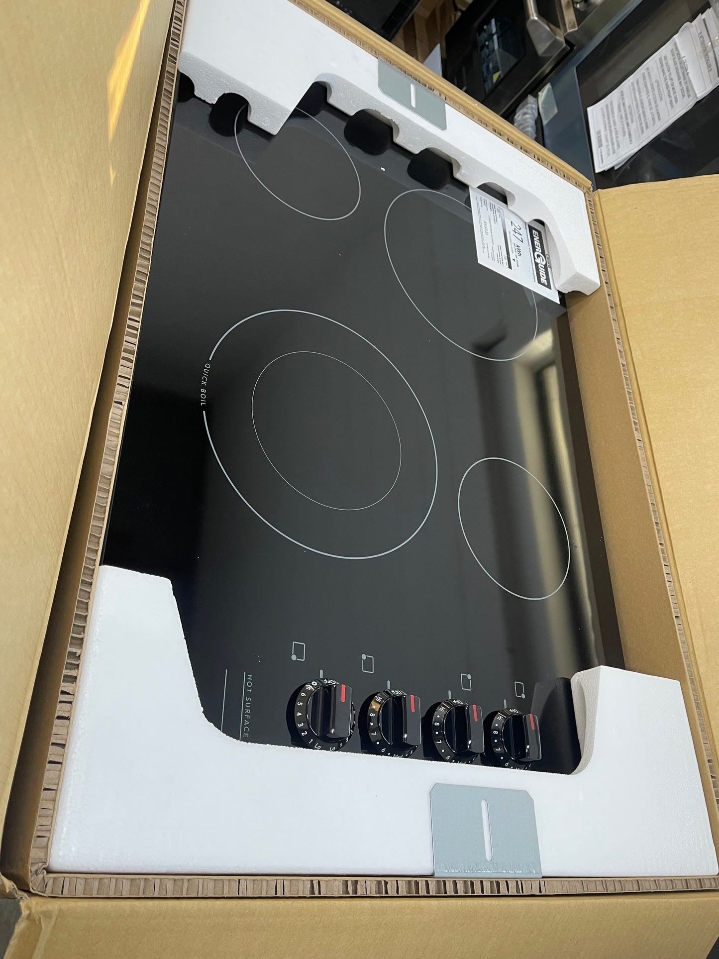 Glass Ceramic Cooktop, black, 30"