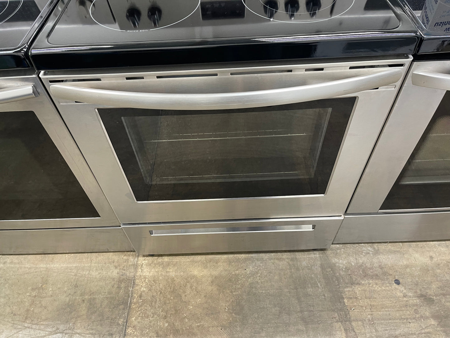 Frigidaire 30 in. 5 Burner Element Freestanding Electric Range in Stainless Steel-FCRE3052AS
