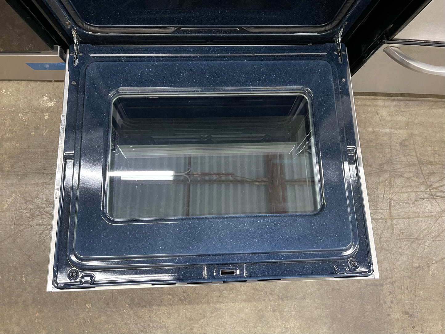 30" 6.3 cu. Ft. Smart Electric Freestanding True Convection Range with Air Fry
NE63A6711SS
