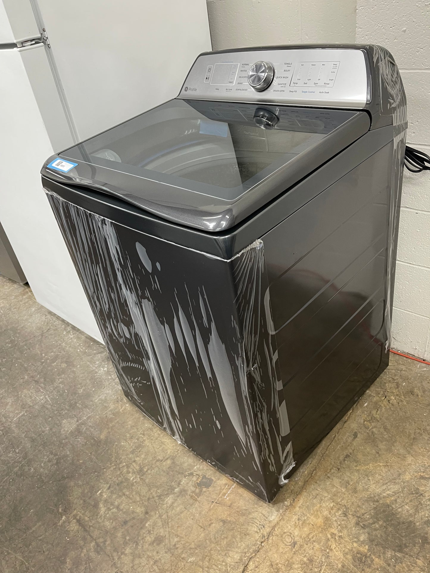 Profile 5.0 cu. ft. High-Efficiency Smart Top Load Washer in Diamond Gray with Impeller and Built-In Wi-Fi, Energy Star