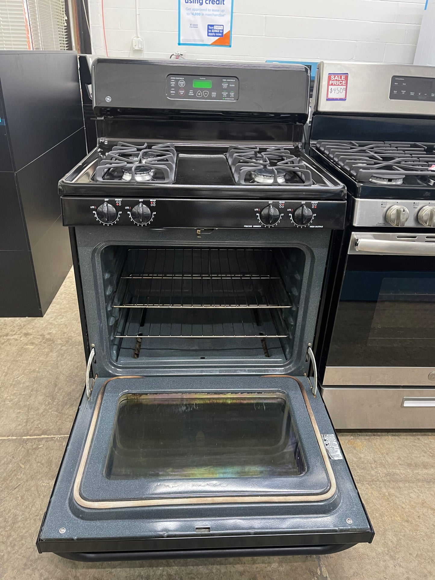 GE 30" Free-Standing Gas Range