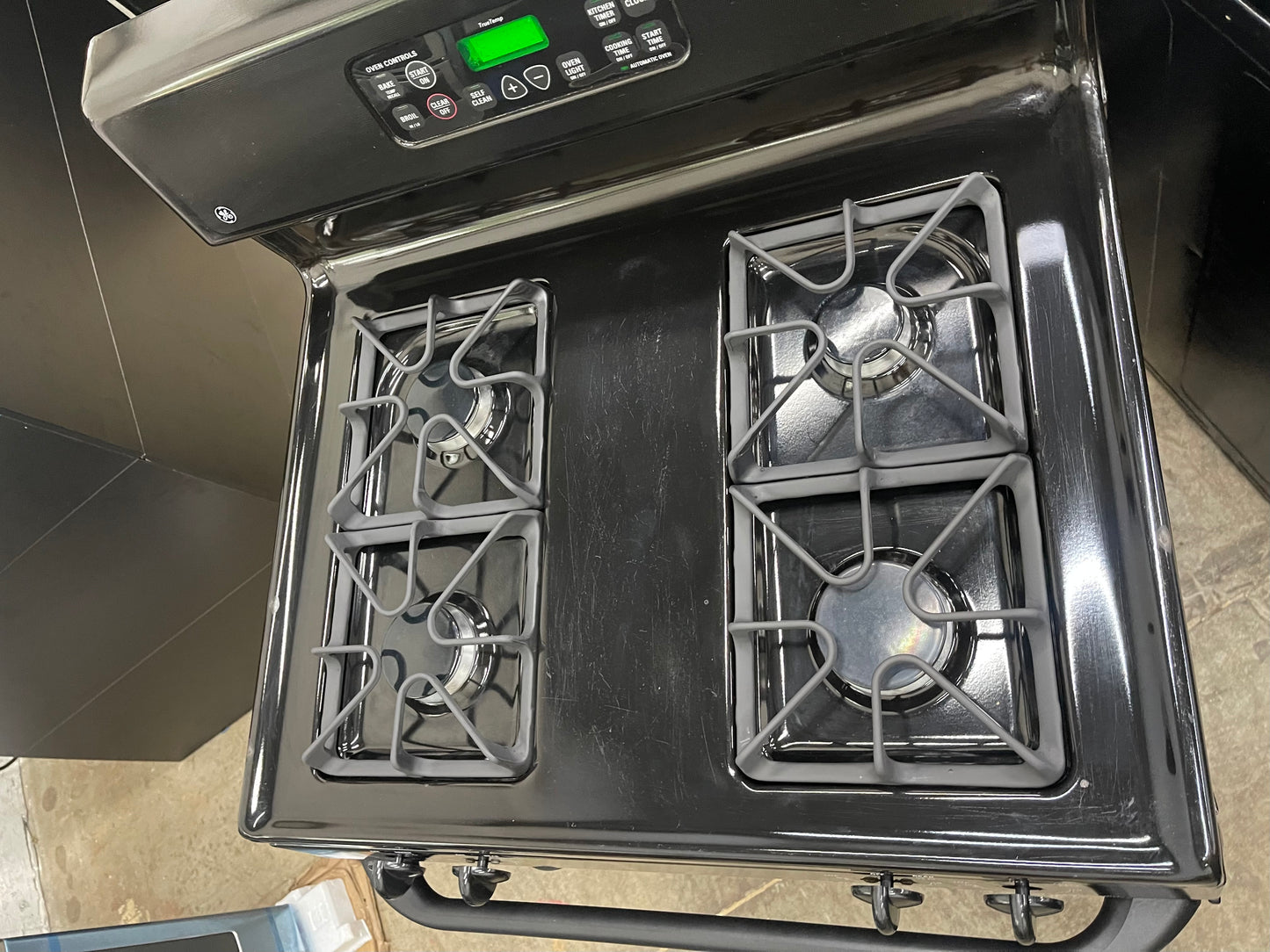 GE 30" Free-Standing Gas Range