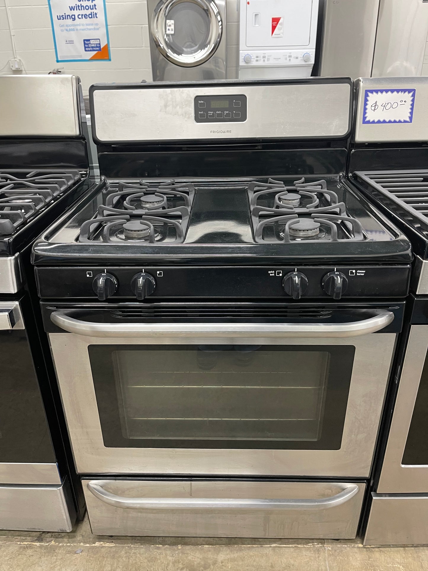 Frigidaire 30" Freestanding Gas Range in Stainless Steel