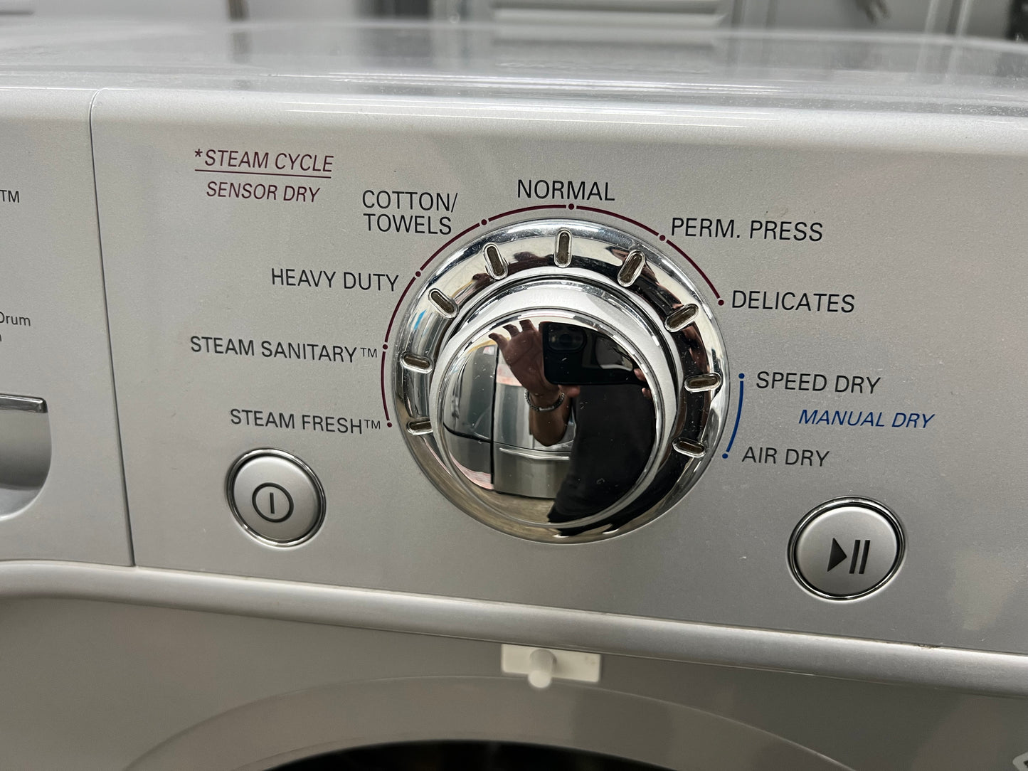 LG Front-Load 4.5-cu ft Washer and 7.4-cu ft Electric Dryer Set in Pure Silver