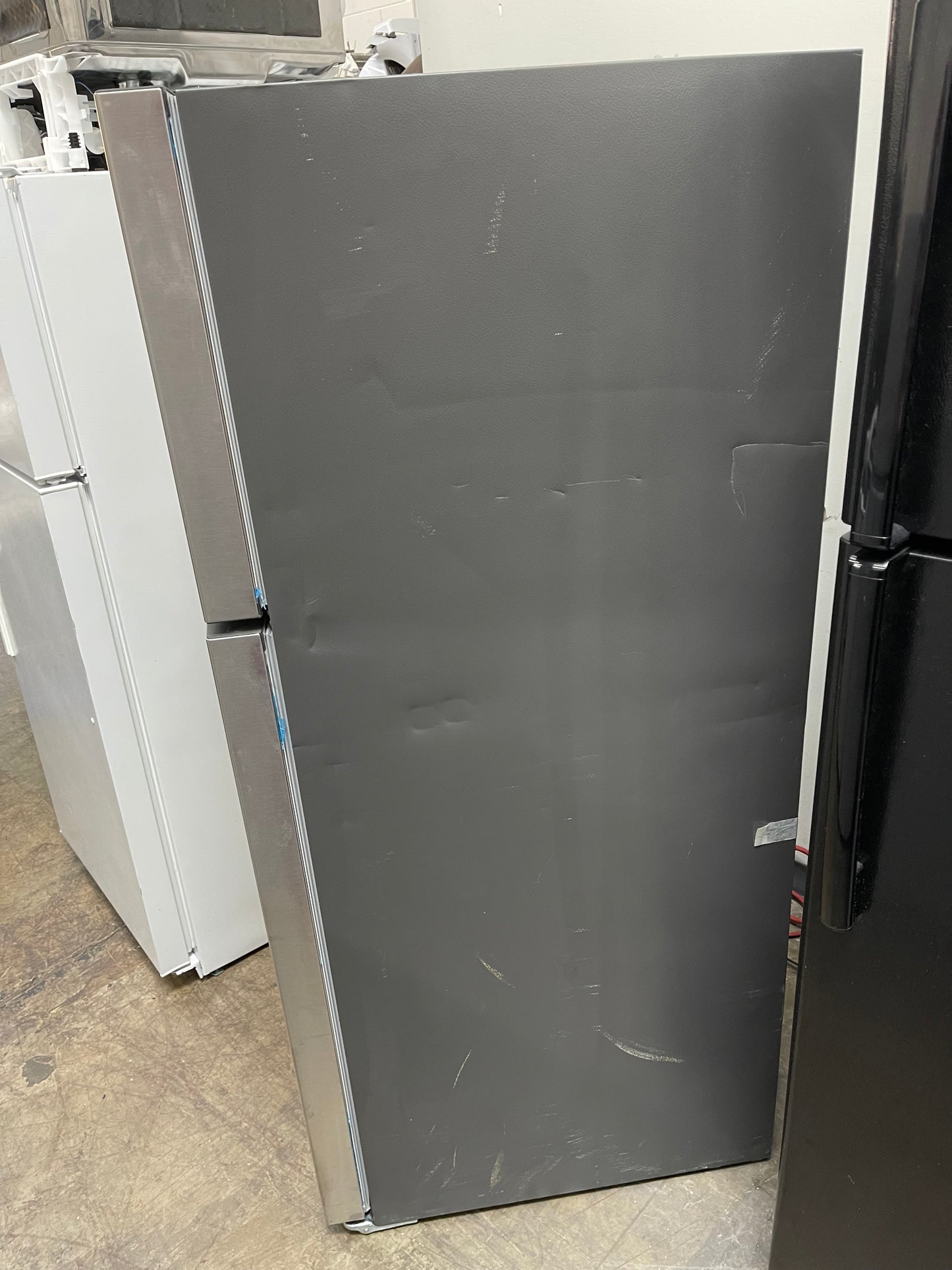 Frigidaire 20.0 Cu. Ft. Top Freezer Refrigerator in Stainless Steel