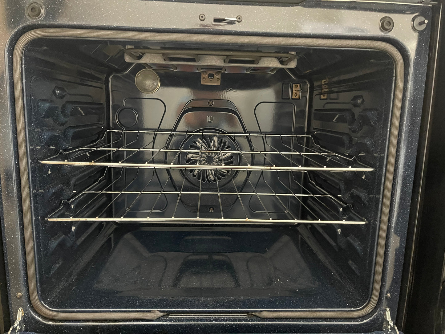 30" 6.3 cu. Ft. Smart Electric Freestanding True Convection Range with Air Fry
NE63A6711SS