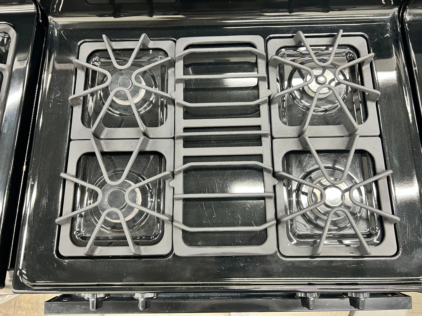 Maytag 30" Free-Standing Gas Range in Stainless Steel