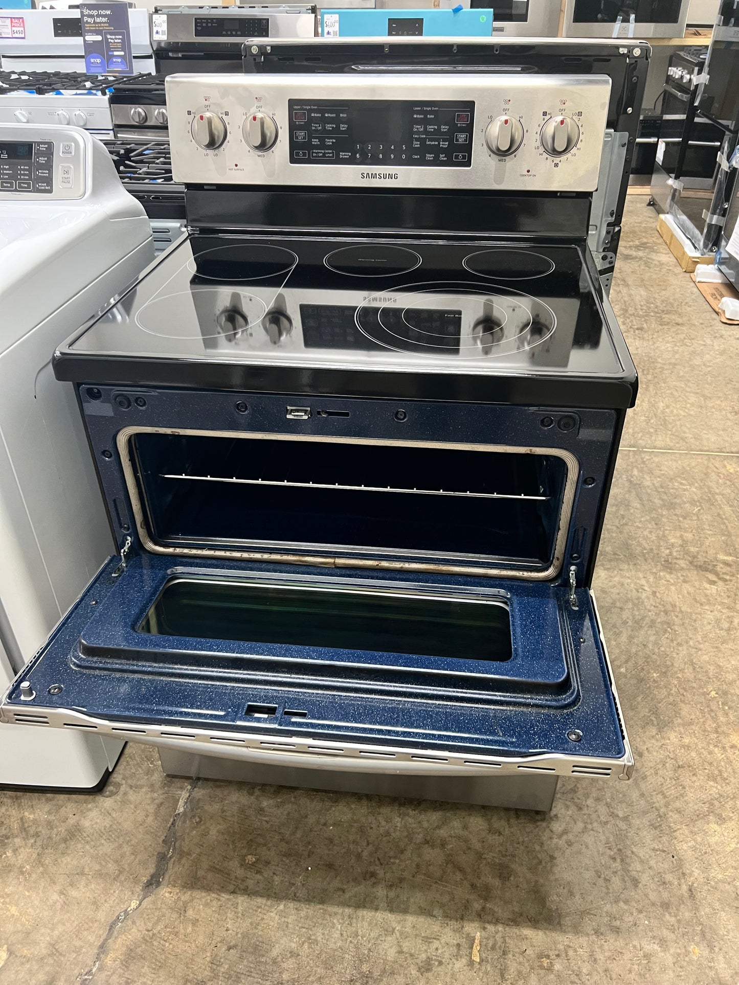 Samsung Flex Duo 30-in Glass Top 5 Burners 2.6-cu ft / 3.2-cu ft Self-cleaning Convection Oven Freestanding Double Oven Electric Range