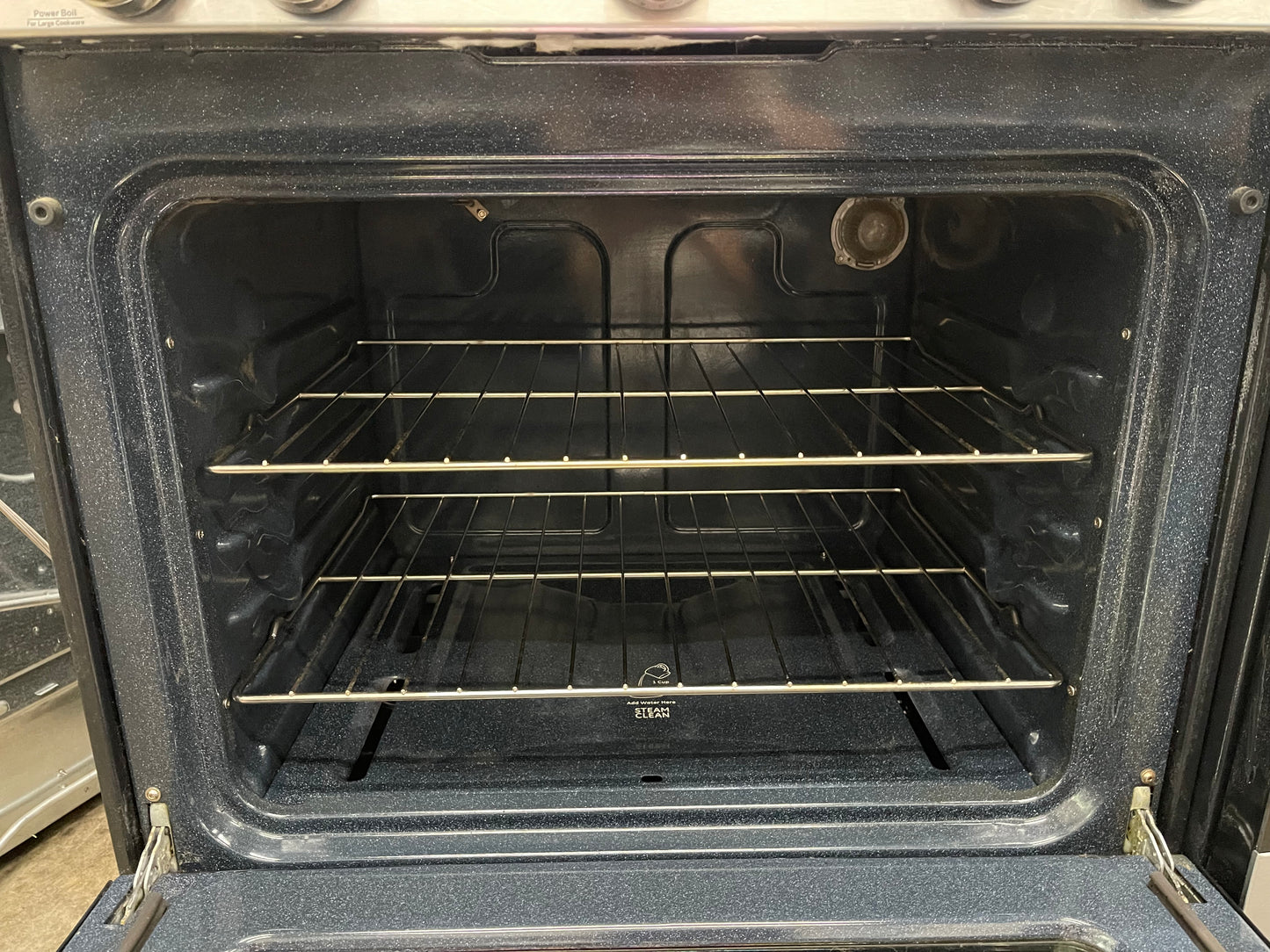 GE 30 in. 5.0 cu. ft. Freestanding Gas Range in Stainless Steel - Model: JGBS66REK3SS