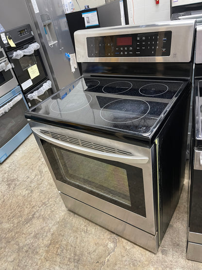 LG  LRE3083ST
30 Inch Electric Range with True Convection, IntuiTouch Controls, EasyClean , 5 Heating Elements, Power Burner, 6.3 cu. ft. Capacity, Brilliant Blue Interior, Storage Drawer and Star-K Certified: Stainless Steel