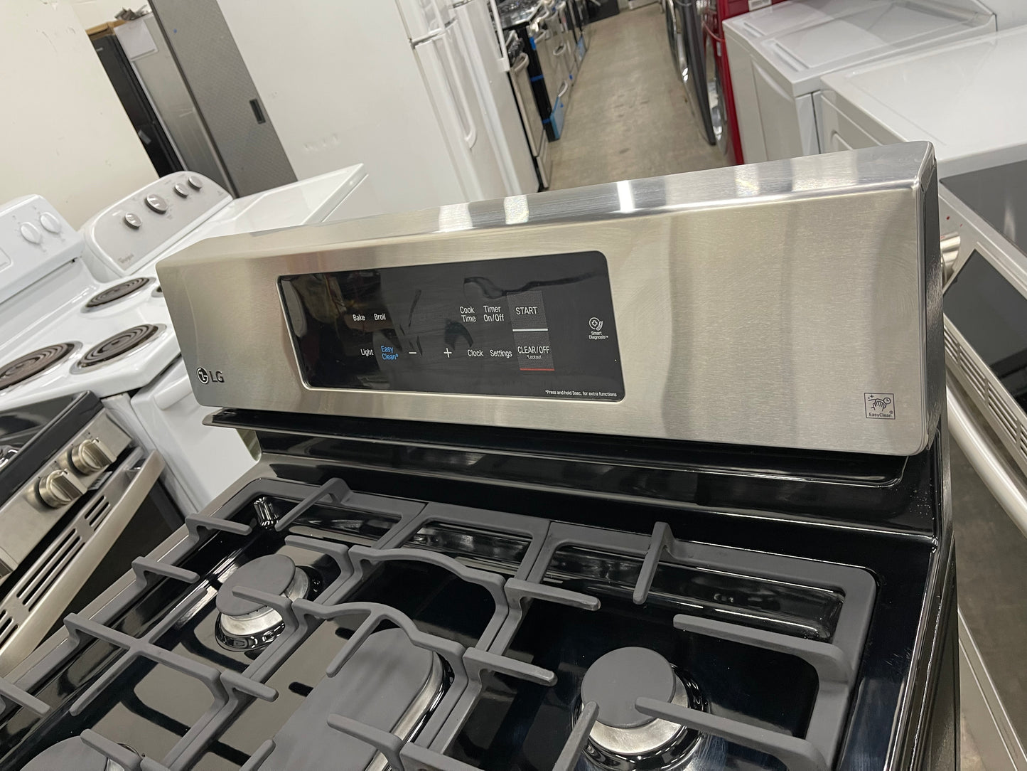 LG  LRG3061ST
30 Inch Gas Range with 20 Minute EasyClean ,Mode, Brilliant Blue Interior, Griddle Accessory, 5 Sealed Burners, 5.4 cu. ft. Oven and Storage Drawer: Stainless Steel