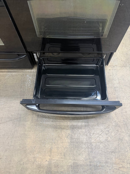 GE Profile PB915DT1BB 30”  Electric Range – Black
