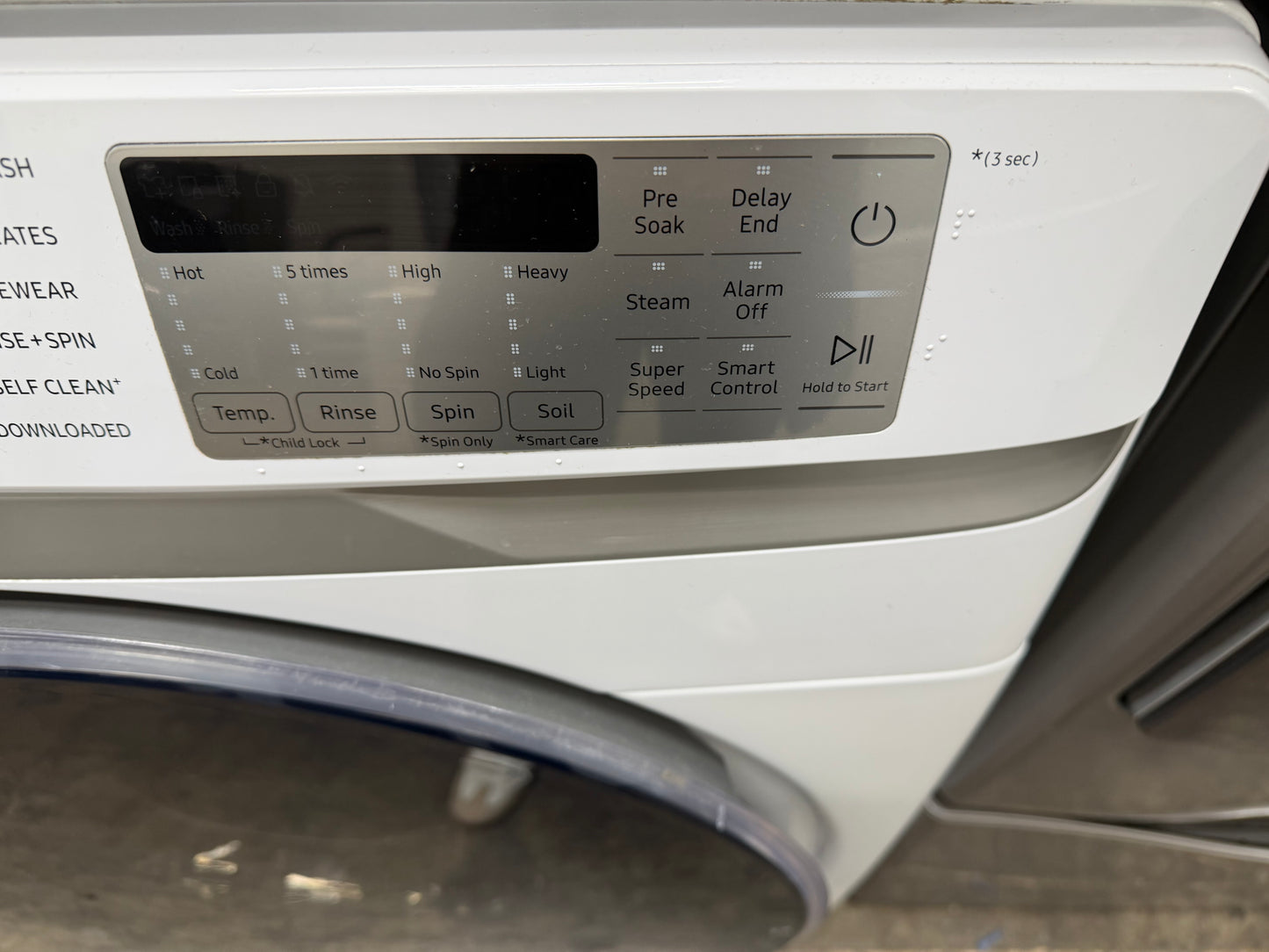 Samsung  WF45R6300AW
27 Inch Front Load Smart Washer with 4.5 Cu. Ft. And Samsung  DVE45R6300W
27 Inch Electric Smart Dryer with 7.5 cu. ft.
