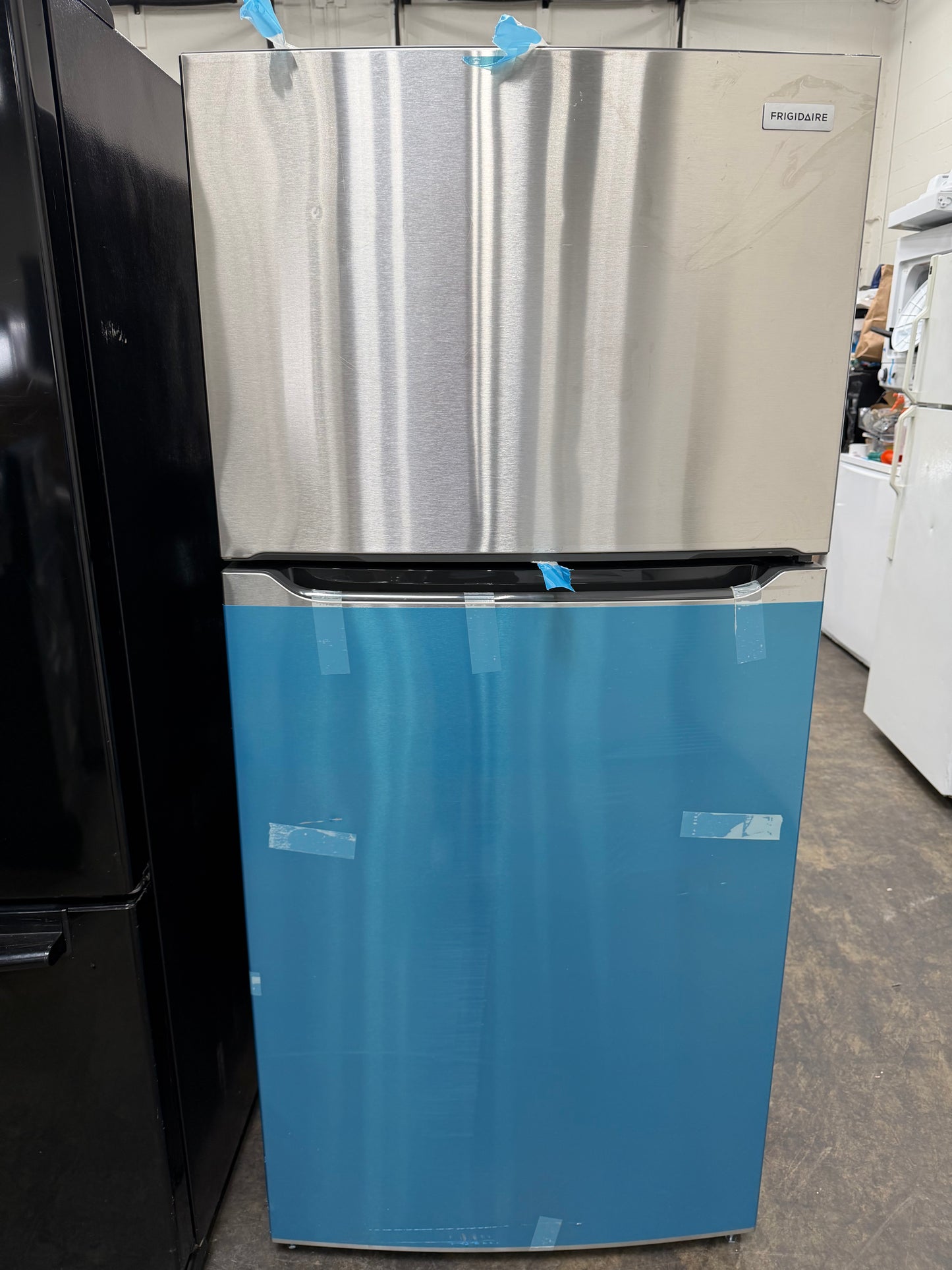 Frigidaire 20.0 Cu. Ft. Top Freezer Refrigerator in Stainless Steel