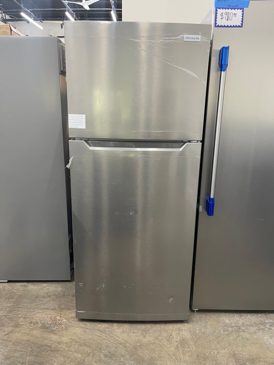 Frigidaire 28 in. 18 cu. ft. Top Freezer Refrigerator in Fingerprint-Resistant Stainless Look, ENERGY STAR- Model: